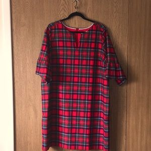 Vineyard Vines dress. Size 22. NWT.